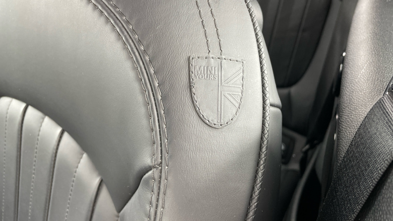 MINI Convertible 2.0 Cooper S Exclusive 2dr Auto Petrol Convertible